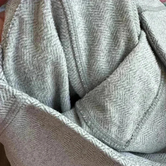 Kyodan Outdoor pants.  Women’s size medium. Grey and white in color. - Picture 9 of 10